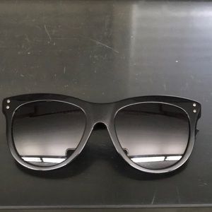 Marc Jacob oversized cat eyes black glasses